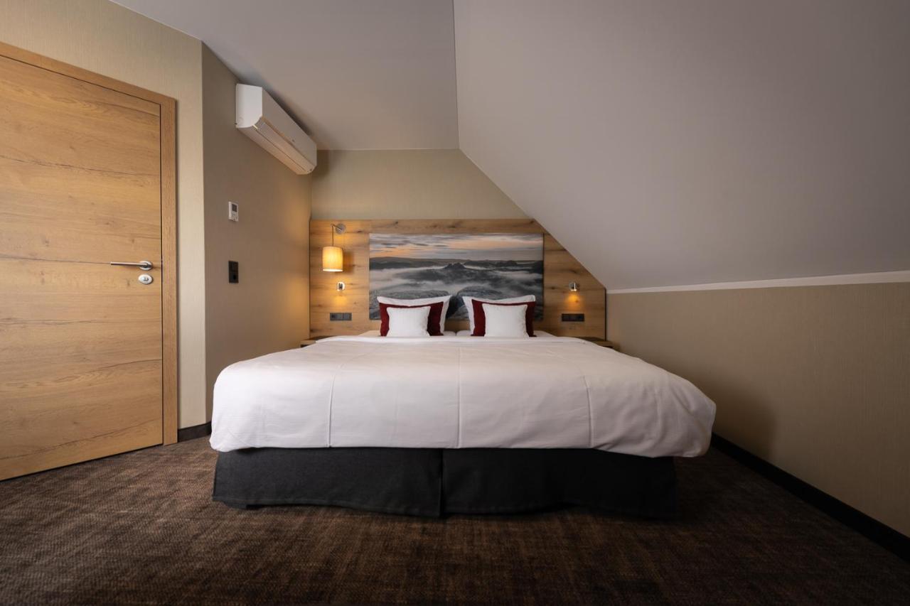 Ringhotel Landhaus Nicolai "Hotel Garni" Lohmen  Zewnętrze zdjęcie