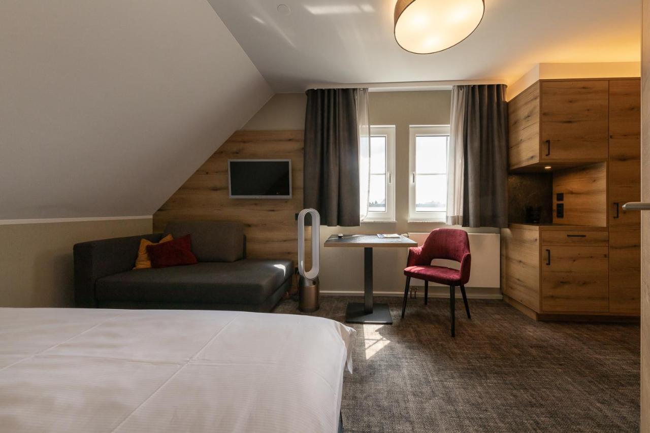 Ringhotel Landhaus Nicolai "Hotel Garni" Lohmen  Zewnętrze zdjęcie