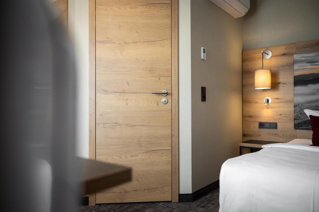 Ringhotel Landhaus Nicolai "Hotel Garni" Lohmen  Zewnętrze zdjęcie