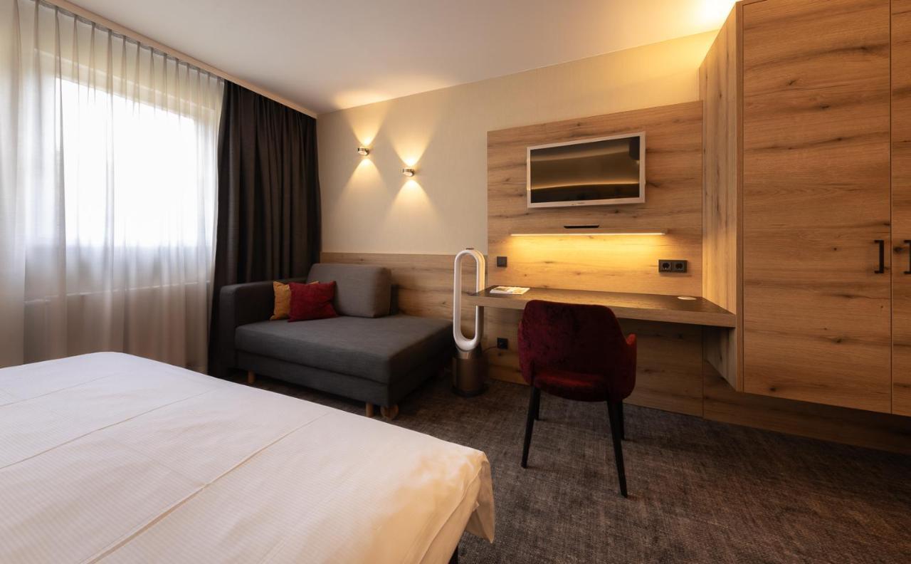 Ringhotel Landhaus Nicolai "Hotel Garni" Lohmen  Zewnętrze zdjęcie