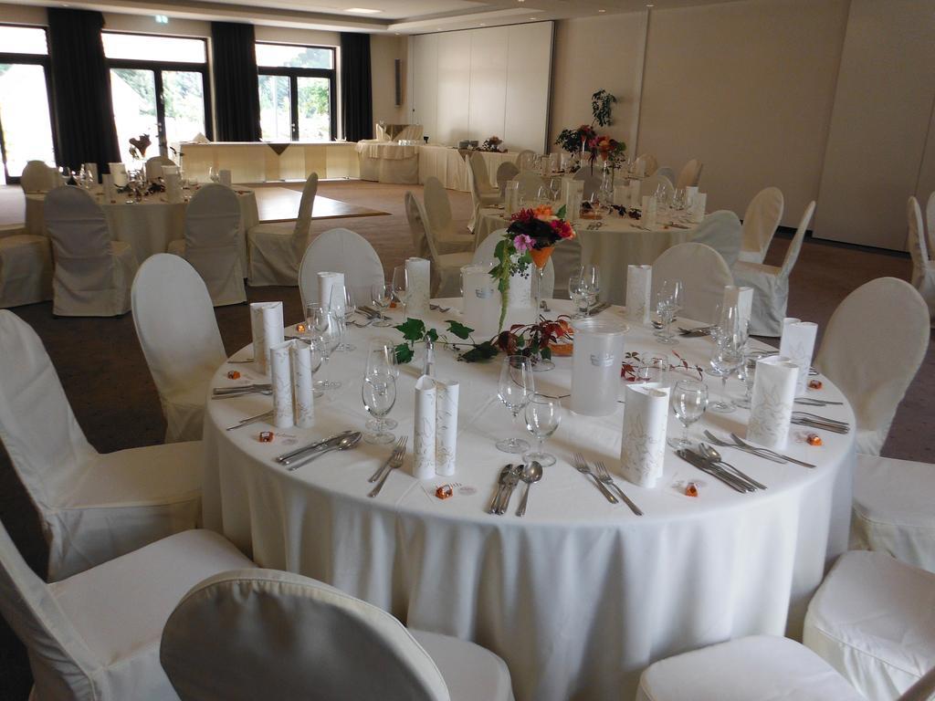 Ringhotel Landhaus Nicolai "Hotel Garni" Lohmen  Zewnętrze zdjęcie